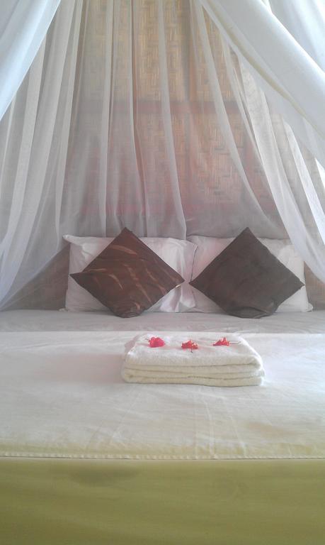 Hotel Sunset Beach Bungalow Gili Meno Zimmer foto